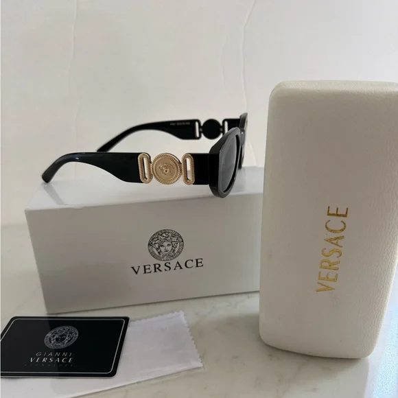 Versace Black Sunglasses with White Case Versace Black Sunglasses with White Case main image 2